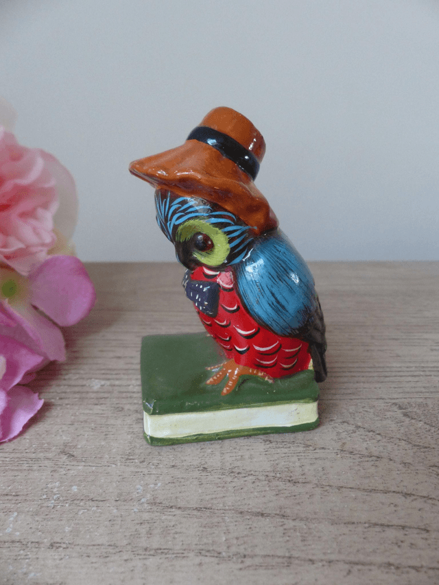 Petite Chouette Hibou Savante avec Chapeau sur Livre Céramique Vintage 1970