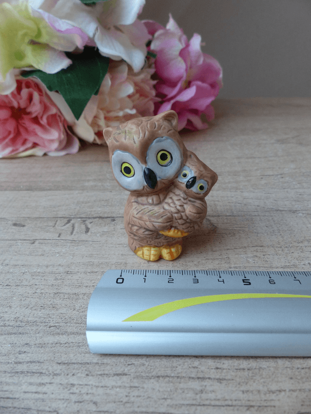 Mignon figurine chouette hibou avec bébé, couple famille hibou chouette en céramique,  décoration cadeau ami famille naissance enfant