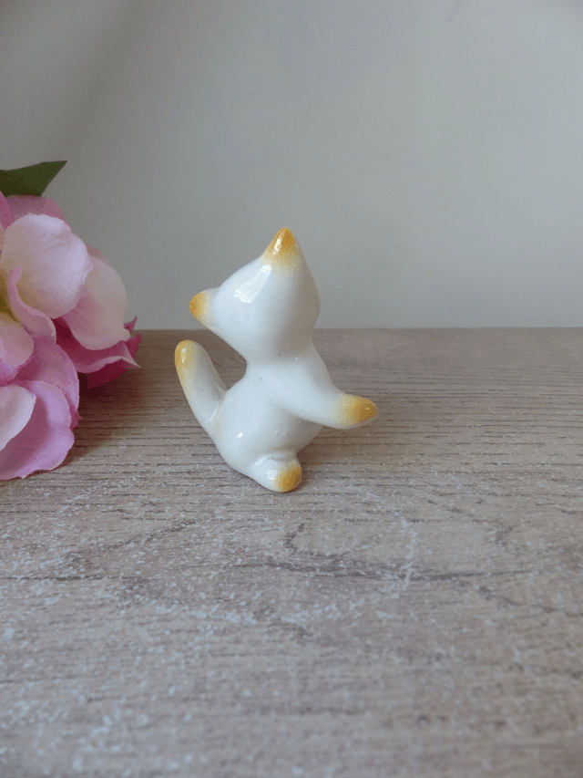 Vintage Mignon Petit Chat Néerlandais en Céramique Souvenir Pays-Bas, Chat de collection, Cadeau Amoureux des Chats