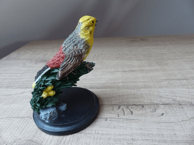 The Country Bird Collection - le bruant jaune - Figurine Oiseau en Résine Peint à la Main Vintage 2002