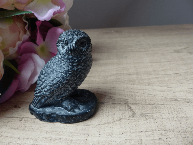 Sculpture miniature chouette en résine noire, Figurine Chouette du Canada Vintage, Collection Amoureux des Chouettes et des Oiseaux