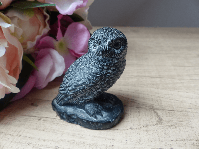 Sculpture miniature chouette en résine noire, Figurine Chouette du Canada Vintage, Collection Amoureux des Chouettes et des Oiseaux