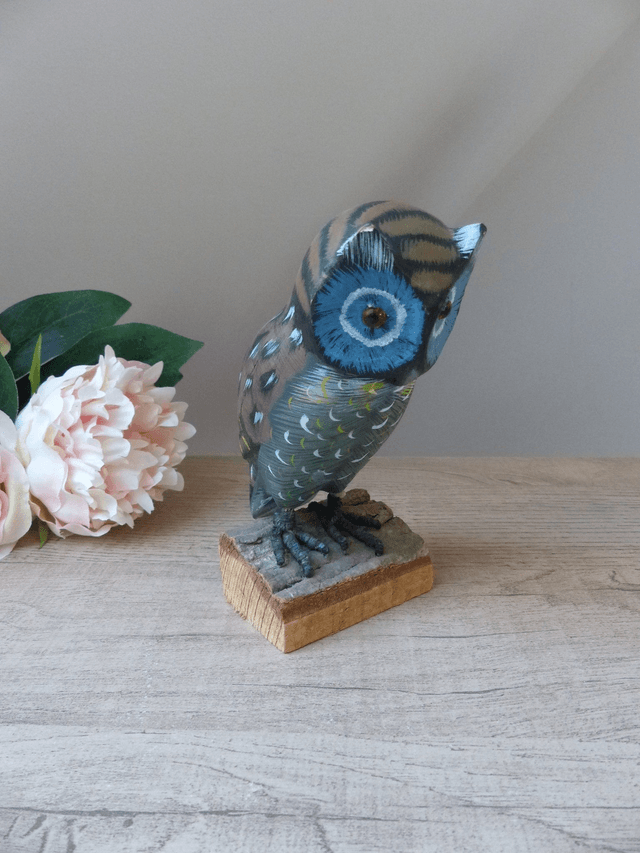 Ancienne Sculpture Figurine Hibou Bleu et Vert en Bois sur Socle Peint à la Main Vintage, Hibou en Bois Décoration Maison de Campagne