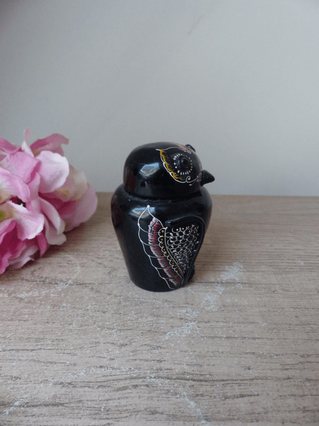 Ancienne petite boite en bois laqué forme chouette/ figurine oiseau peint à la main H 8,5  collection chouettes, artisanat d'art, cadeau