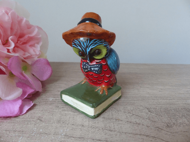 Petite Chouette Hibou Savante avec Chapeau sur Livre Céramique Vintage 1970