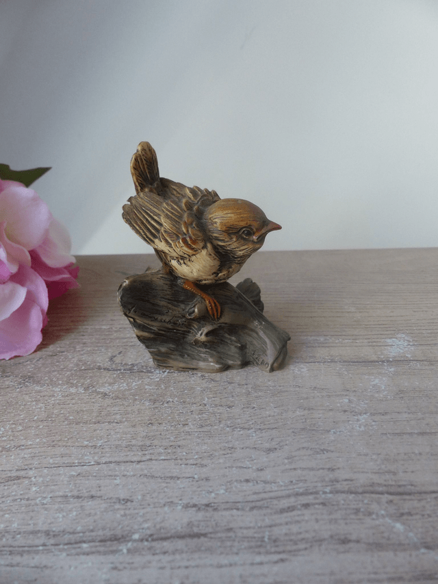 Figurine Oiseau en résine polychrome, Petit Moineau Vintage par Faro Lucchesi Peint à la Main en Italie, Collection oiseaux home décor