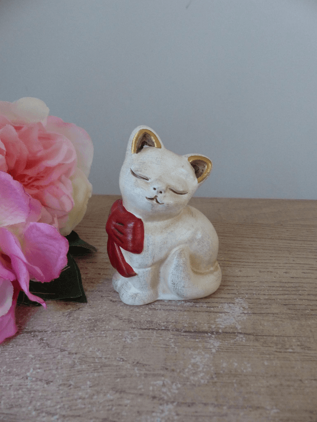 Figurine Thun Chat en céramique au noeud rouge, Statuette chat poterie Bolzano Italie peint à la main, Collection Cadeau Amoureux des Chats