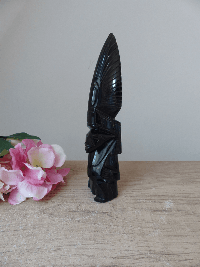 Statuette Totem Guerrier Aztèque/Maya/Incas/ à grande coiffe en Pierre Obsidienne Dorée Sculptée Vintage, Presse Papier Décoration Bureau