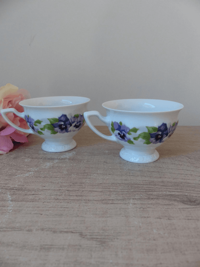 Deux tasses à café porcelaine Rosenthal Collection Classic, Allemagne, tasses romantiques décor fleurs pensées, cadeau couple déco intérieur