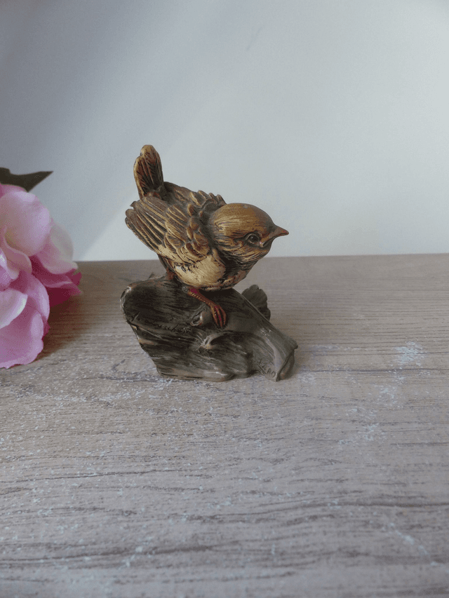 Figurine Oiseau en résine polychrome, Petit Moineau Vintage par Faro Lucchesi Peint à la Main en Italie, Collection oiseaux home décor